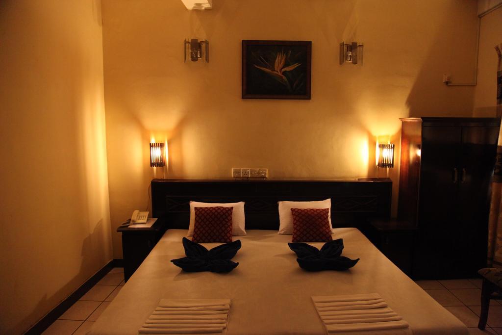 Brighten Hotel Colombo Exterior foto