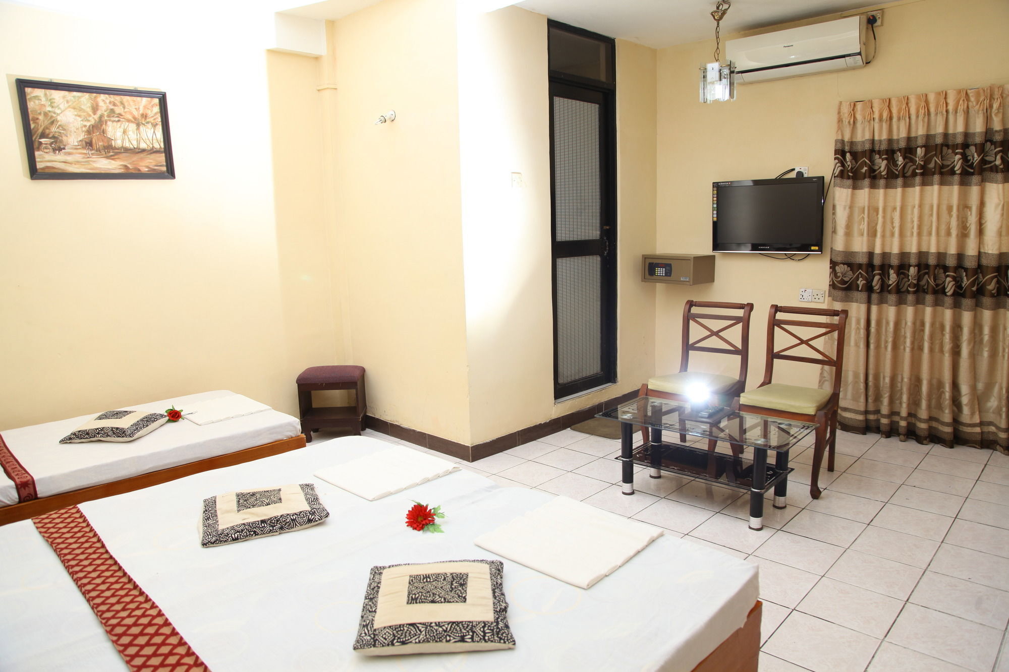 Brighten Hotel Colombo Exterior foto